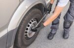 WURTH Klucz dynamometryczny z przelotowym pokrętłem z grzechotką 60-300NM - obrazek 5